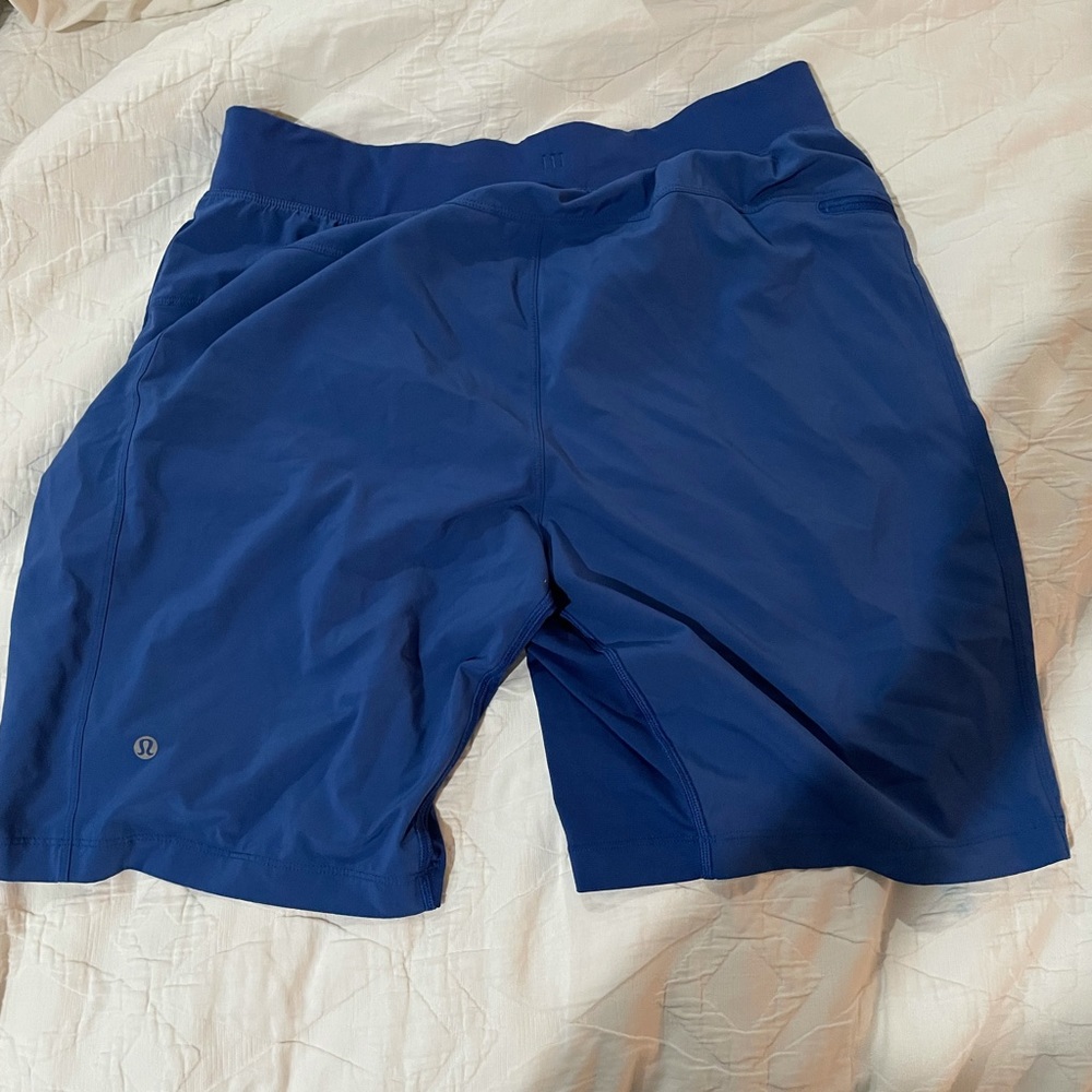 Lululemon shorts length 9” great condition